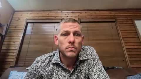 Snapshot of mr_anonymous025 chatting on March 29, 9:20 am mr_anonymous025 online show from March 29, 9:20 am