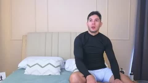 Danny  Aleja online show from July 4, 4:46 pm