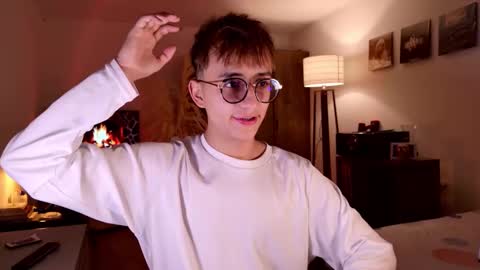 Mr Evans online show from November 1, 4:09 pm