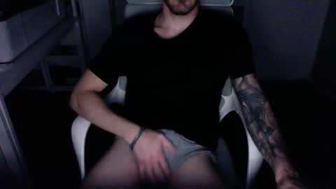 mr_gi89 online show from April 10, 8:24 pm