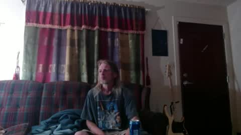 Snapshot of mr_happy12 chatting on September 12, 2:11 am mr_happy12 online show from September 12, 2:11 am