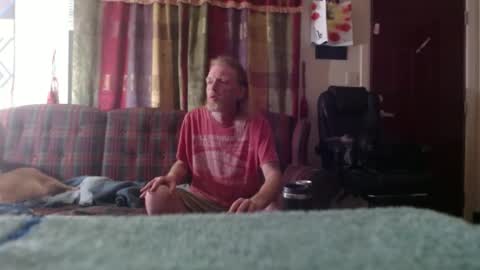 Snapshot of mr_happy12 chatting on October 6, 10:51 pm mr_happy12 online show from October 6, 10:51 pm