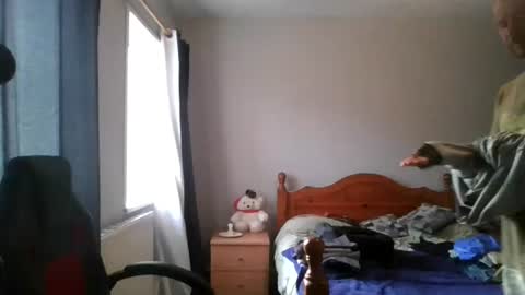 mr_i_ online show from June 22, 7:44 pm