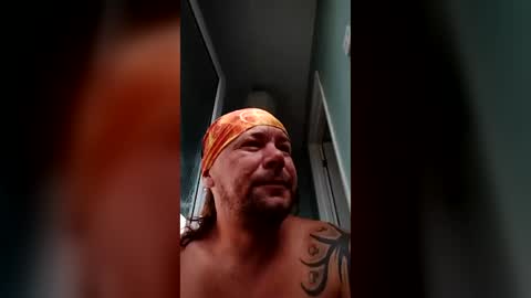 mr_i_ online show from July 15, 9:36 am