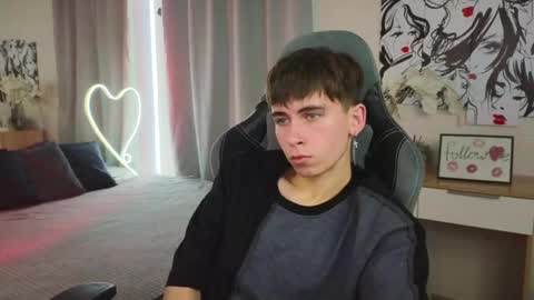 Kris online show from February 27, 5:24 am