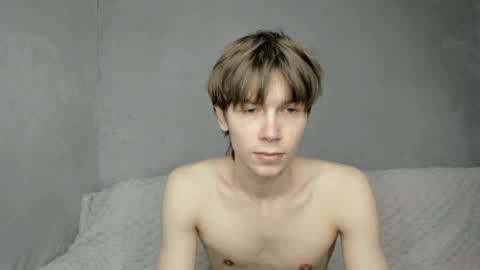 Makentoshi online show from April 2, 4:37 pm