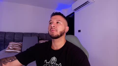 MIKEE online show from November 26, 3:07 am