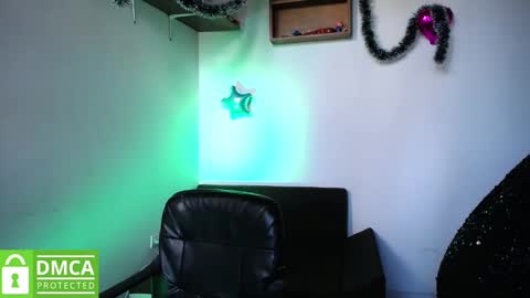 Mr  Mrs Curie online show from December 31, 8:45 pm