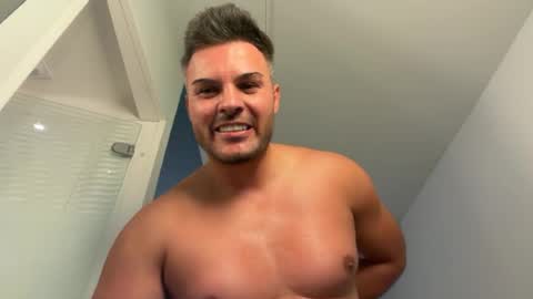 mr_niceguy100 online show from July 2, 12:10 am