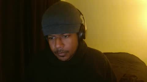 Snapshot of mr_nobody_100 chatting on January 10, 9:55 am mr_nobody_100 online show from January 10, 9:55 am