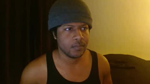 Snapshot of mr_nobody_100 chatting on February 11, 11:15 am mr_nobody_100 online show from February 11, 11:15 am