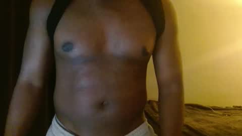 Snapshot of mr_nobody_100 chatting on February 14, 8:11 am mr_nobody_100 online show from February 14, 8:11 am