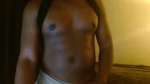 Snapshot of mr_nobody_100 chatting on February 15, 11:41 am mr_nobody_100 online show from February 15, 11:41 am