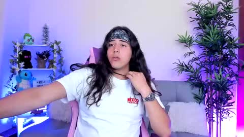 mr_pepper51 online show from March 11, 8:42 pm