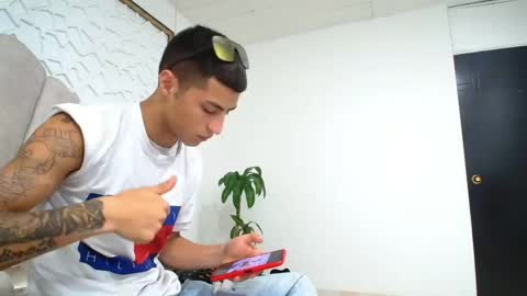 Mr Porn  online show from May 27, 1:02 am