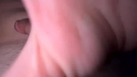Snapshot of mr_smoove098 chatting on April 6, 2:42 am mr_smoove098 online show from April 6, 2:42 am