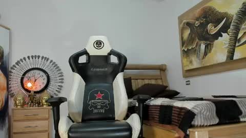 mr_stiven_ online show from March 24, 3:00 am