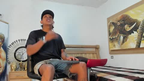 mr_stiven_ online show from April 9, 3:06 am