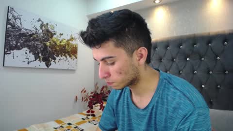 Snapshot of mr_williseo chatting on February 5, 8:35 pm williseo online show from February 5, 8:35 pm