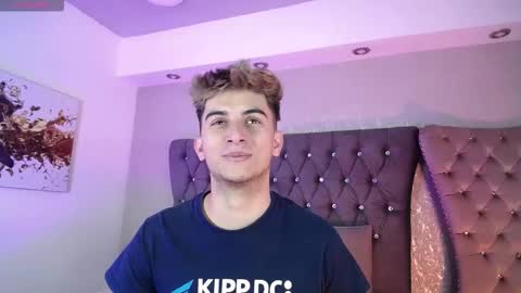 Snapshot of mr_williseo chatting on September 10, 7:58 pm williseo online show from September 10, 7:58 pm