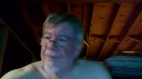 Snapshot of mrblade666 chatting on July 7, 12:24 am mrblade666 online show from July 7, 12:24 am