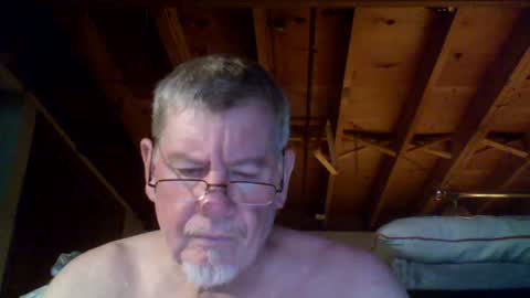 Snapshot of mrblade666 chatting on July 14, 12:13 am mrblade666 online show from July 14, 12:13 am