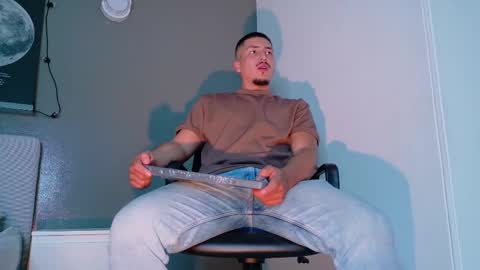 Mr Fox online show from September 15, 7:25 pm