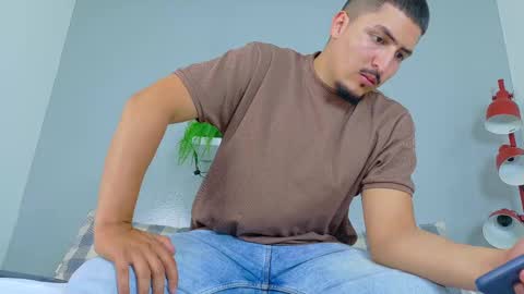 Mr Fox online show from October 4, 7:34 pm