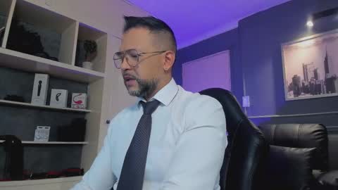 MrFrank. online show from November 10, 12:26 pm