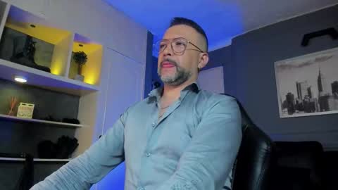 MrFrank. online show from February 25, 10:36 am