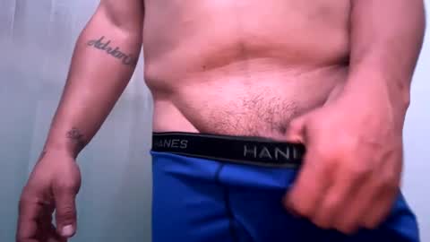 Snapshot of mrfrankfuckforfree chatting on December 17, 8:01 am mrfrankfuckforfree online show from December 17, 8:01 am