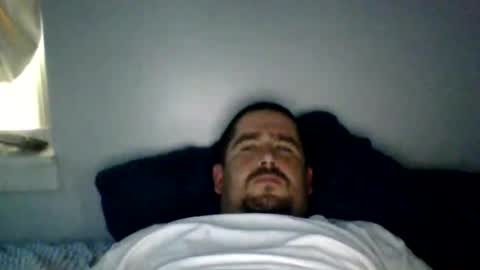 Snapshot of mrfux042792 chatting on August 1, 10:08 pm Mrfux online show from August 1, 10:08 pm