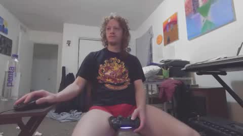 Ian online show from May 26, 7:04 am