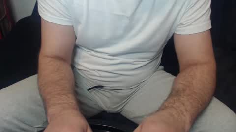 Snapshot of mrhorny_2023 chatting on February 3, 8:13 am Your Mister online show from February 3, 8:13 am