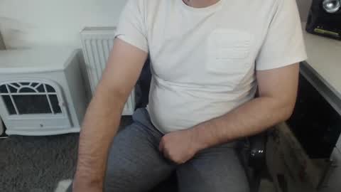 Snapshot of mrhorny_2023 chatting on February 13, 8:59 am Your Mister online show from February 13, 8:59 am