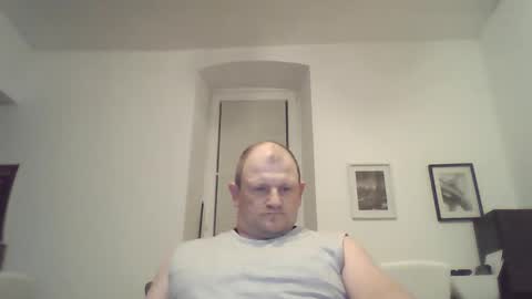 mrhotsex69 online show from April 18, 12:36 am