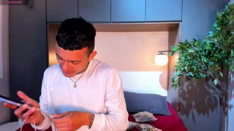 mrjustin_ online show from November 26, 8:32 pm