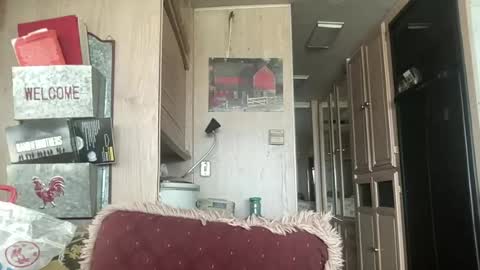 mrmacgyver580173708915 online show from June 13, 4:38 pm