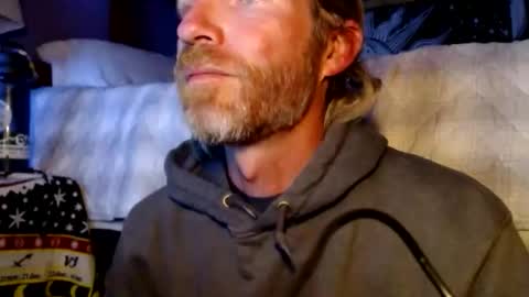 Snapshot of mrmister321 chatting on October 25, 4:31 am mrmister321 online show from October 25, 4:31 am
