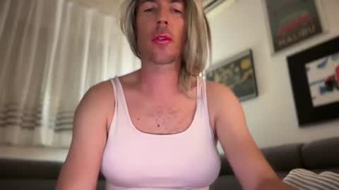 TaleOfLaura online show from June 21, 10:56 pm