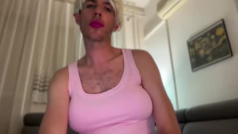 TaleOfLaura online show from July 12, 11:18 pm