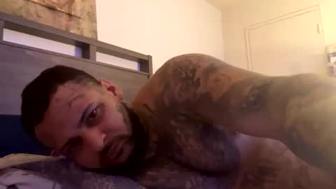 Snapshot of mrnineinch1995 chatting on January 31, 9:13 pm mrnineinch1995 online show from January 31, 9:13 pm