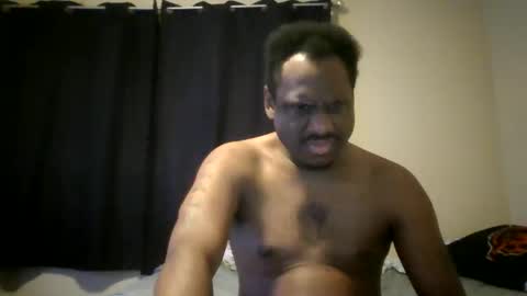 Snapshot of mroutla chatting on May 18, 5:02 am shaun online show from May 18, 5:02 am
