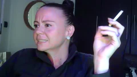 mrs_bunny_swing online show from April 13, 1:49 pm