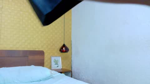 mrs_buttocks online show from January 13, 5:33 pm