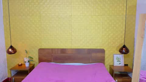 mrs_buttocks online show from February 23, 5:18 pm