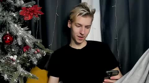 Adam online show from December 29, 3:22 am