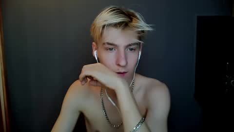 Adam online show from December 31, 12:43 am