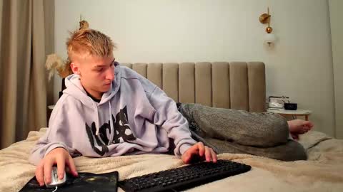 Adam online show from September 14, 7:51 am