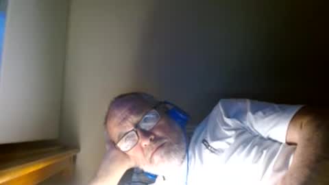 mrtease5 online show from April 4, 8:28 pm